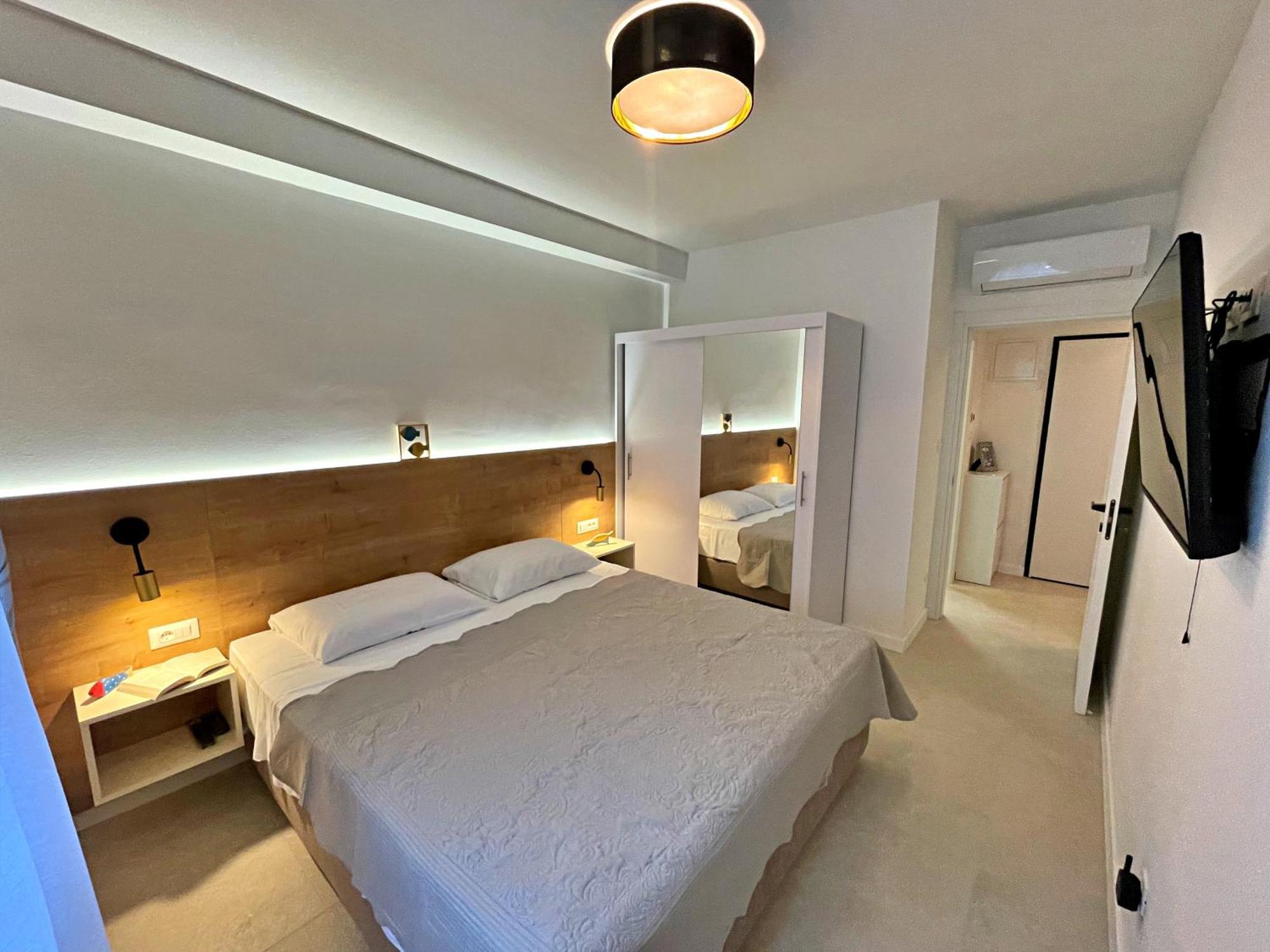 Villas Punta Silo - Luxury Apartments With Pool Εξωτερικό φωτογραφία